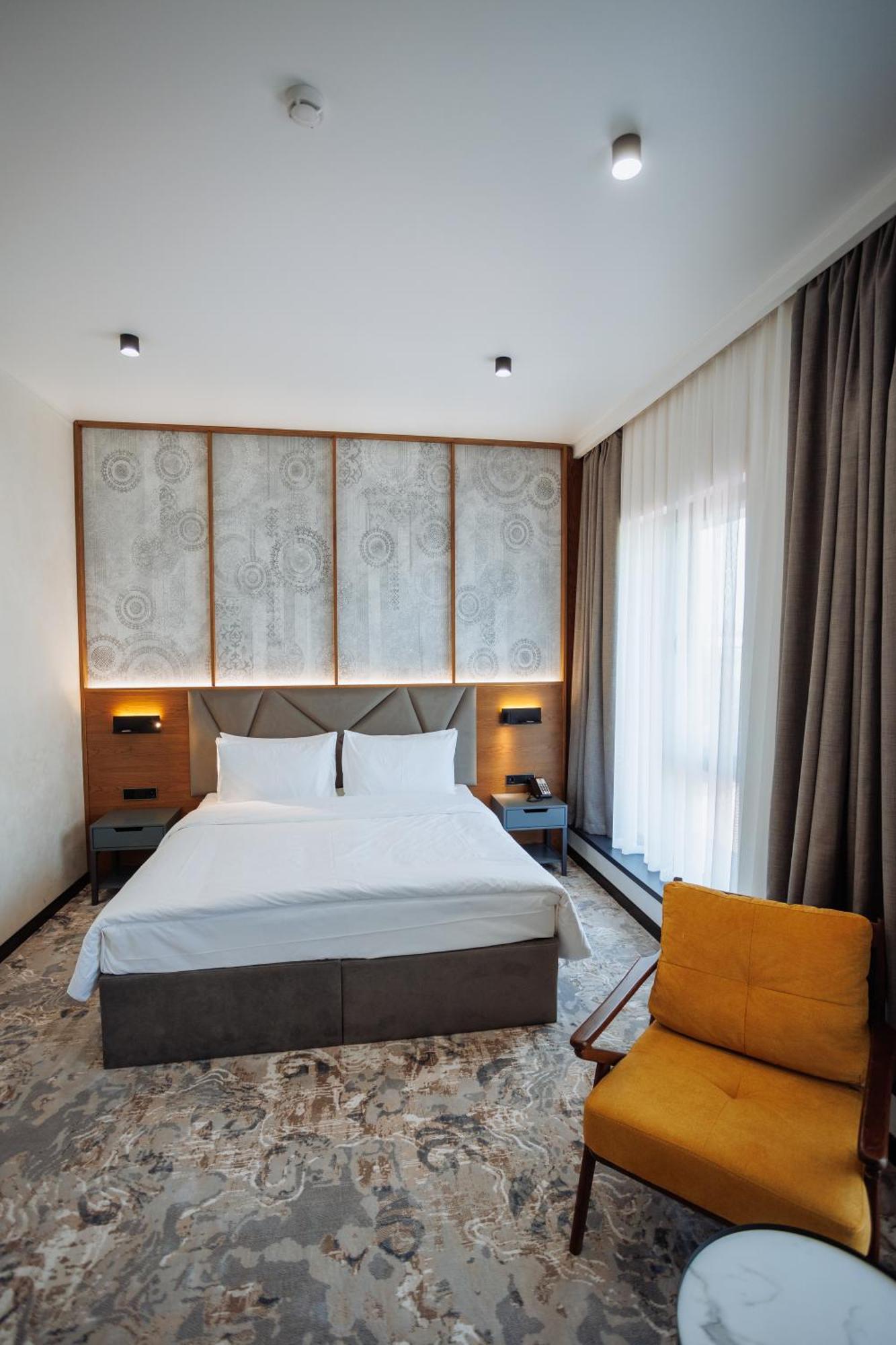 Aurum Garden Hotel Szymkent Zewnętrze zdjęcie