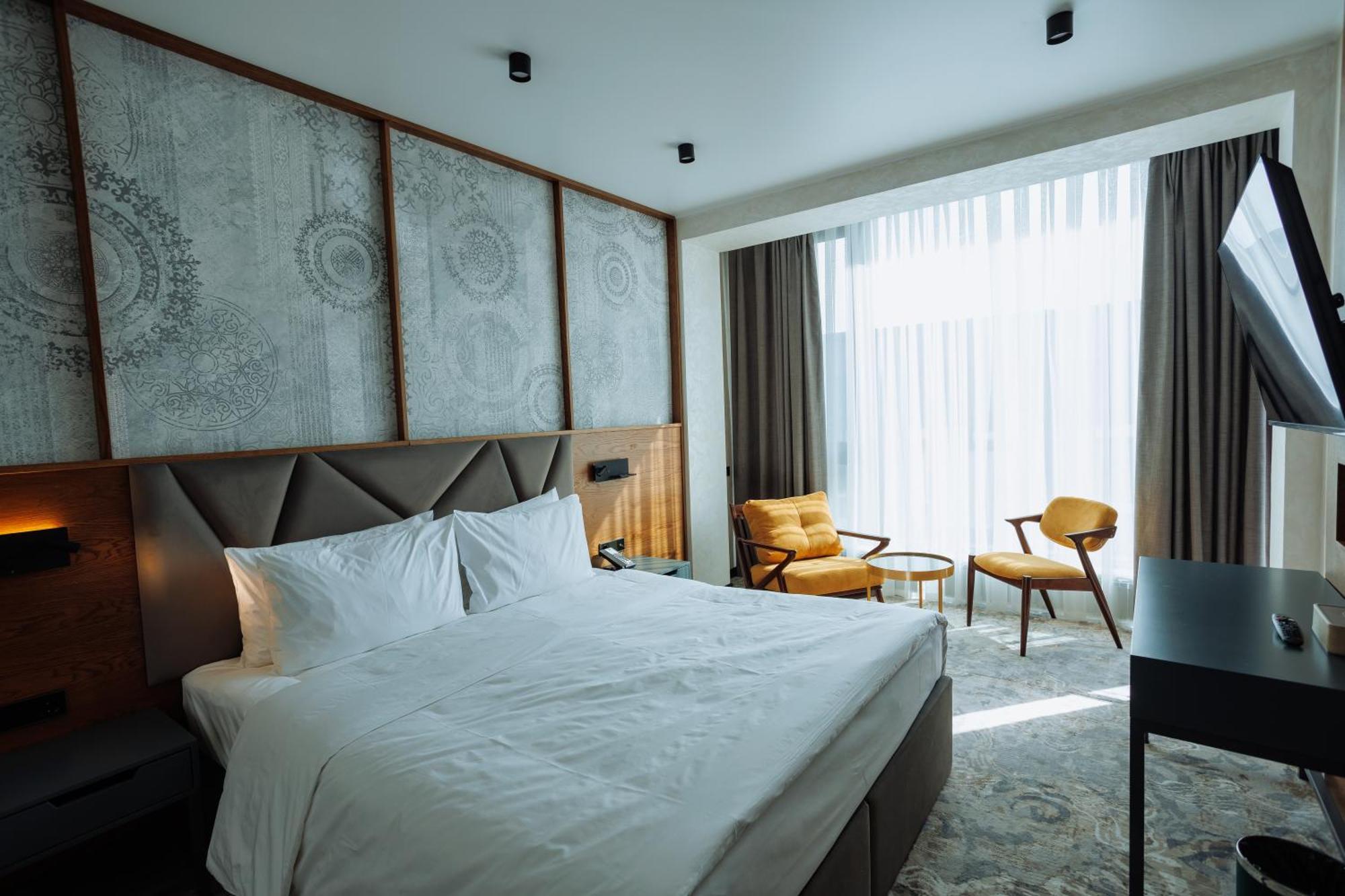 Aurum Garden Hotel Szymkent Zewnętrze zdjęcie