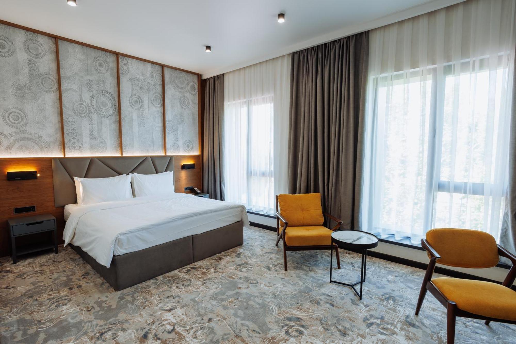 Aurum Garden Hotel Szymkent Zewnętrze zdjęcie