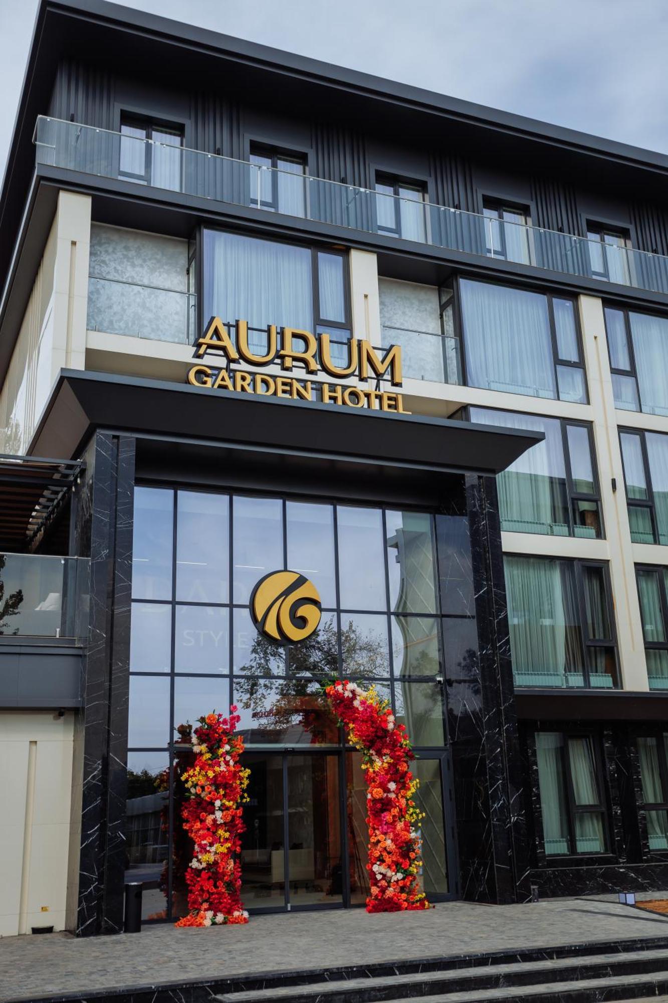 Aurum Garden Hotel Szymkent Zewnętrze zdjęcie