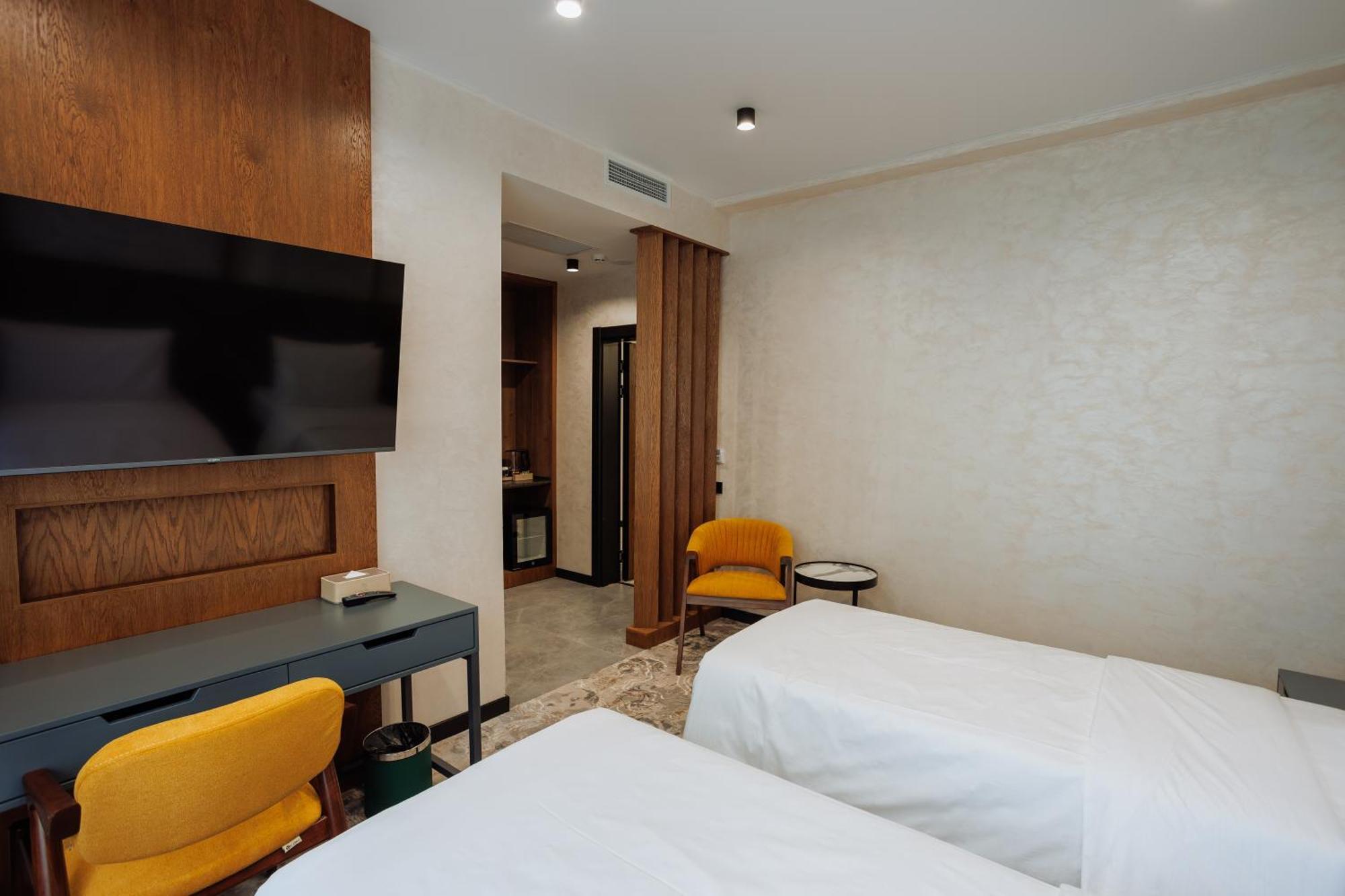 Aurum Garden Hotel Szymkent Zewnętrze zdjęcie