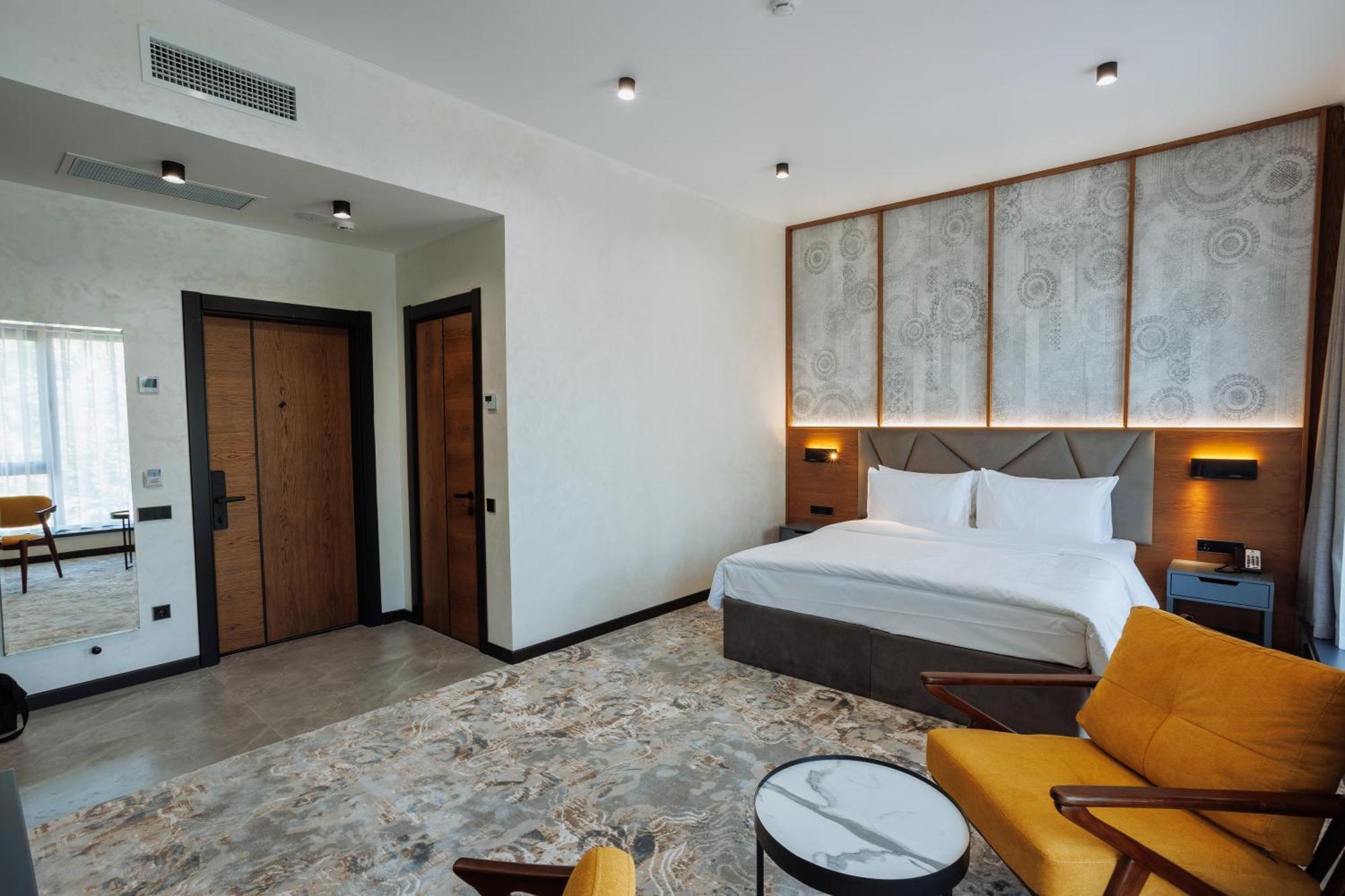 Aurum Garden Hotel Szymkent Zewnętrze zdjęcie